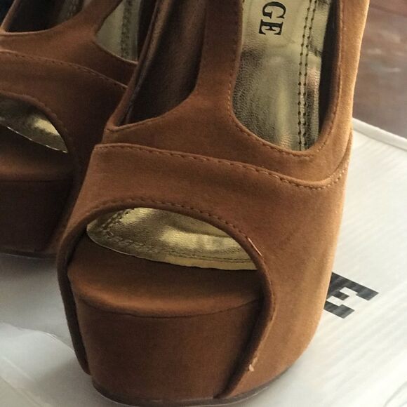 ✨3xHP✨Vintage Studs Spikes Peep Mary Jane Sandals✨ - Picture 6 of 8